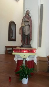 santa vittoria statua