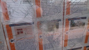 atto vandalico piazza 1