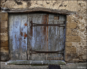 chioi alla porta