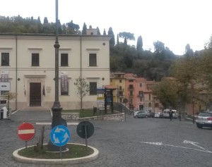 piazza-di-arsoli-municipio
