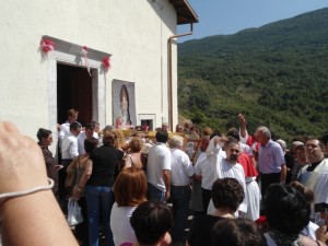 san-berardo-a-colli-uscita-messa