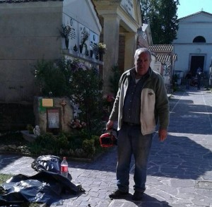 cineto cimitero pulizia