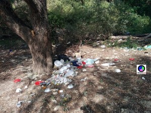 lago turano turisti incivili