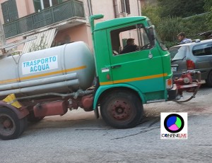 carenza acqua autobotte