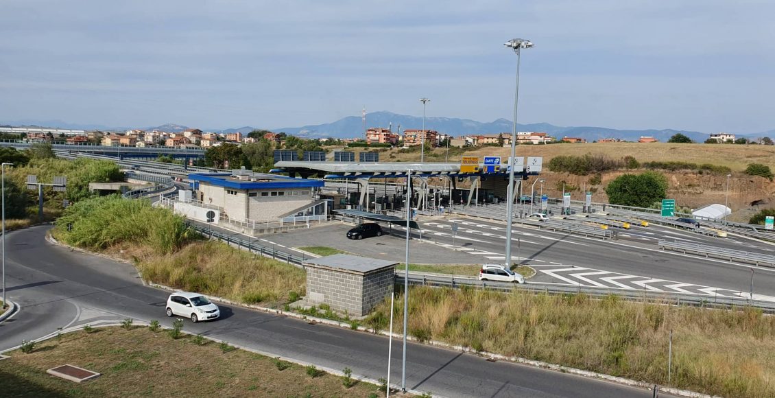 uscita ponte di nona dal centro commerciale