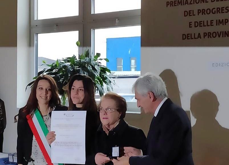premio adele costantini