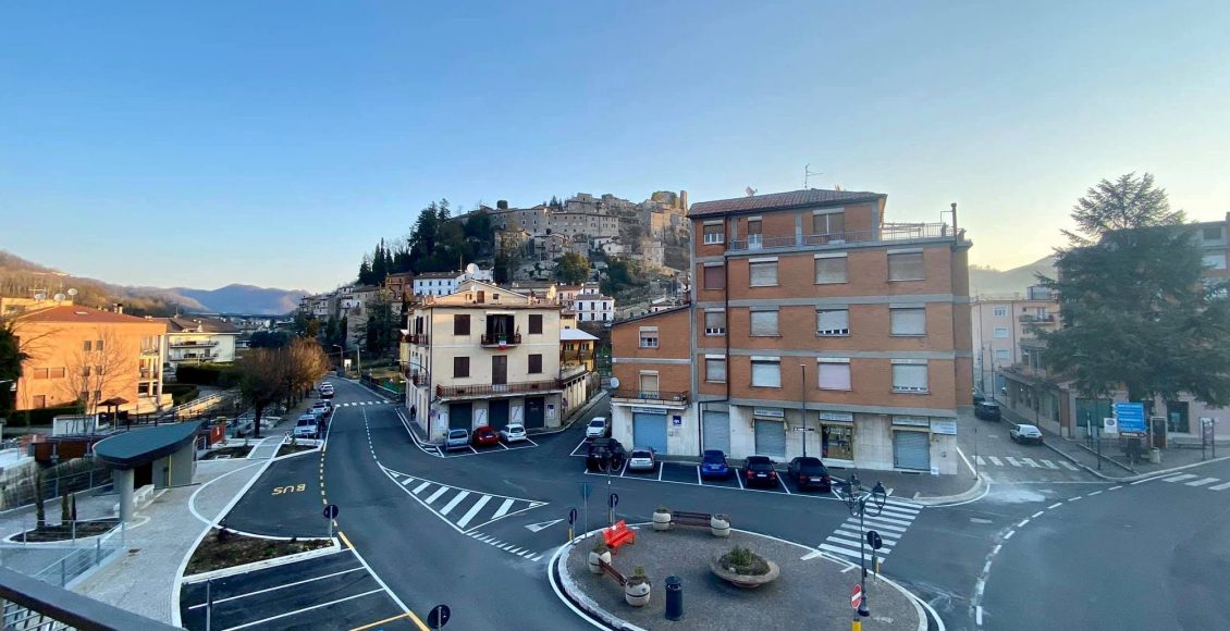 carsoli vista su piazza marconi 20 mar 2020