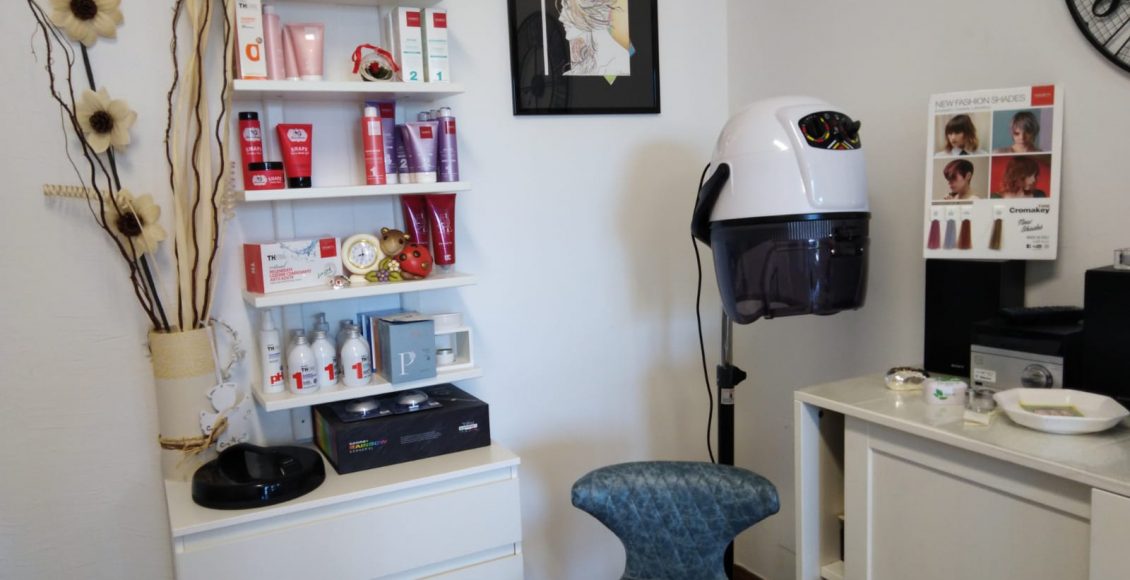 parrucchiera casco 2