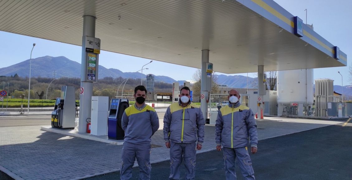 area di servizio tre confini staff