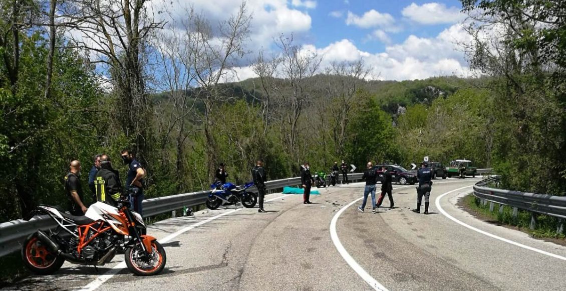 incidente moto curvone pietrasecca maggio 2021 deceduto