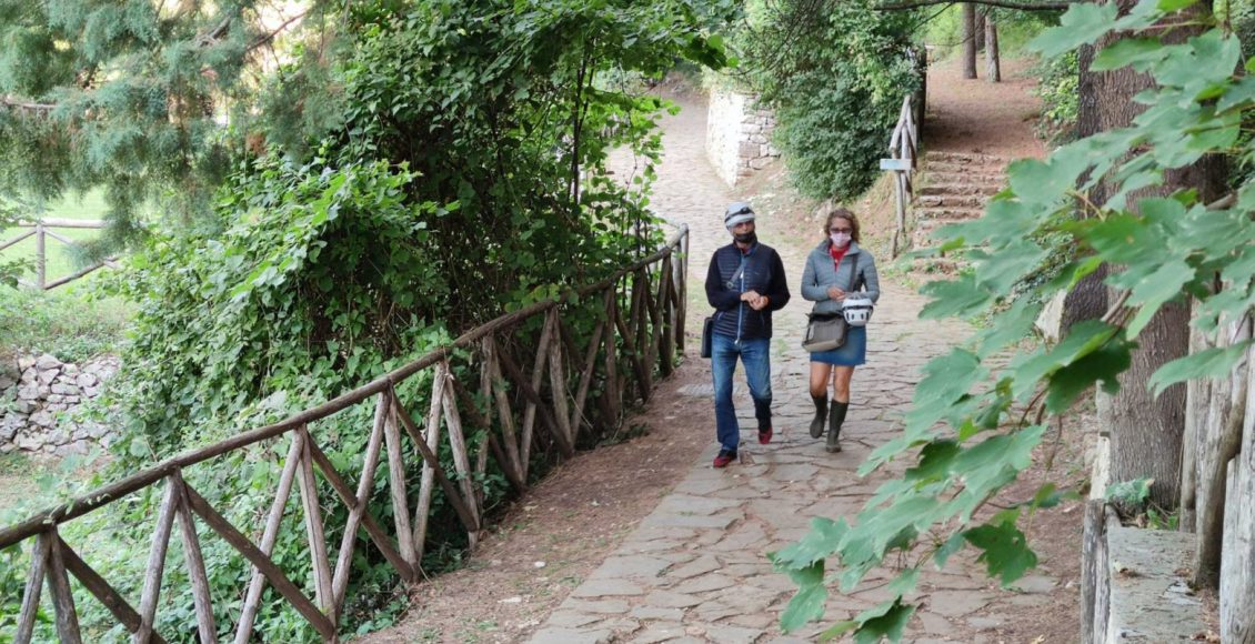 passeggiata alla riserva grotte di pietrasecca