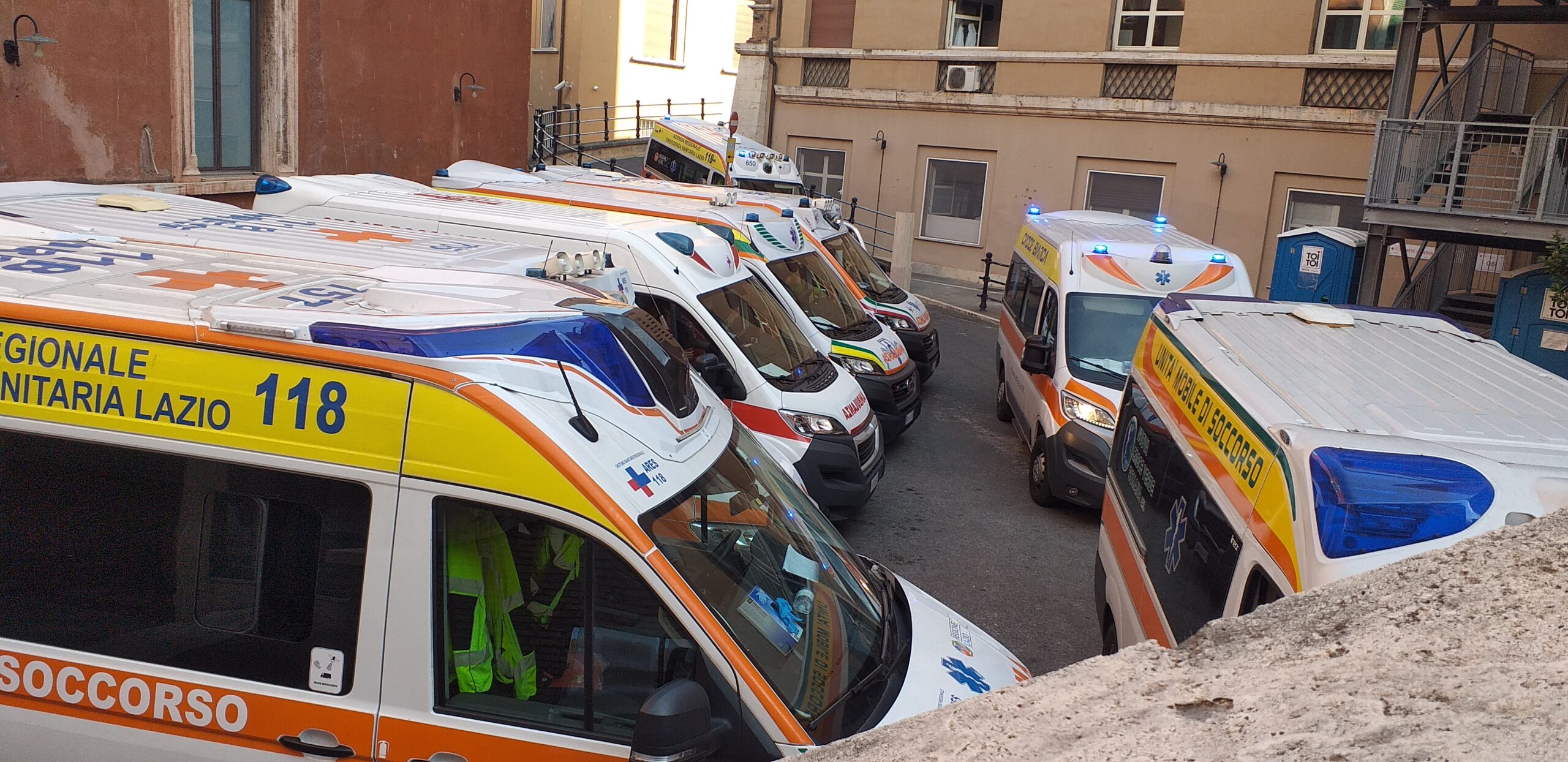 Aou Siena, 13 minuti tempo medio di permanenza ambulanze in Pronto soccorso  - Toscana Notizie